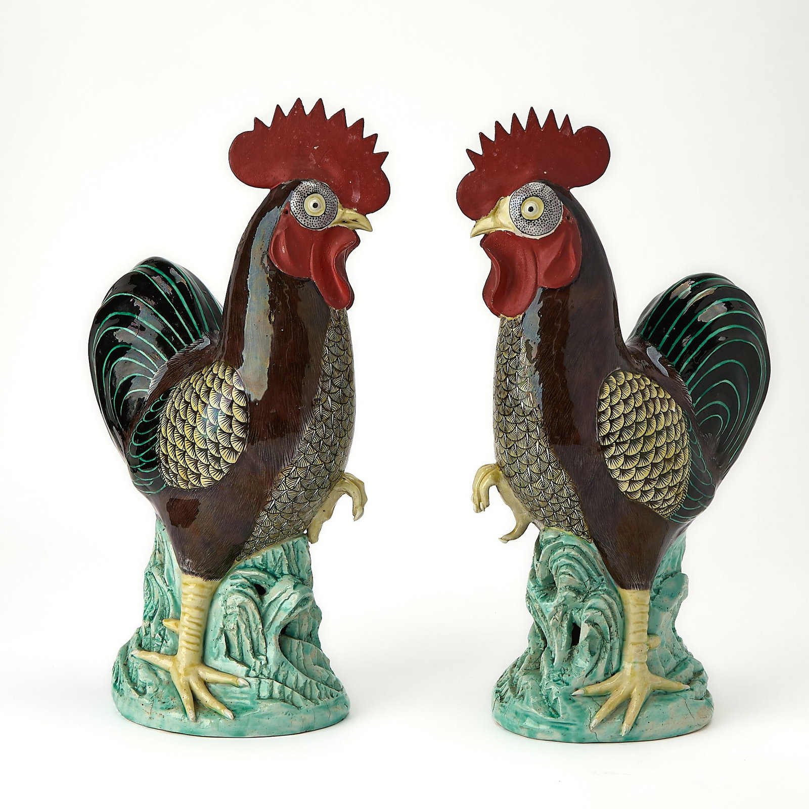 A Pair of Chinese Enameled Porcelain Roosters Late Qing Dynasty (1 of 7)