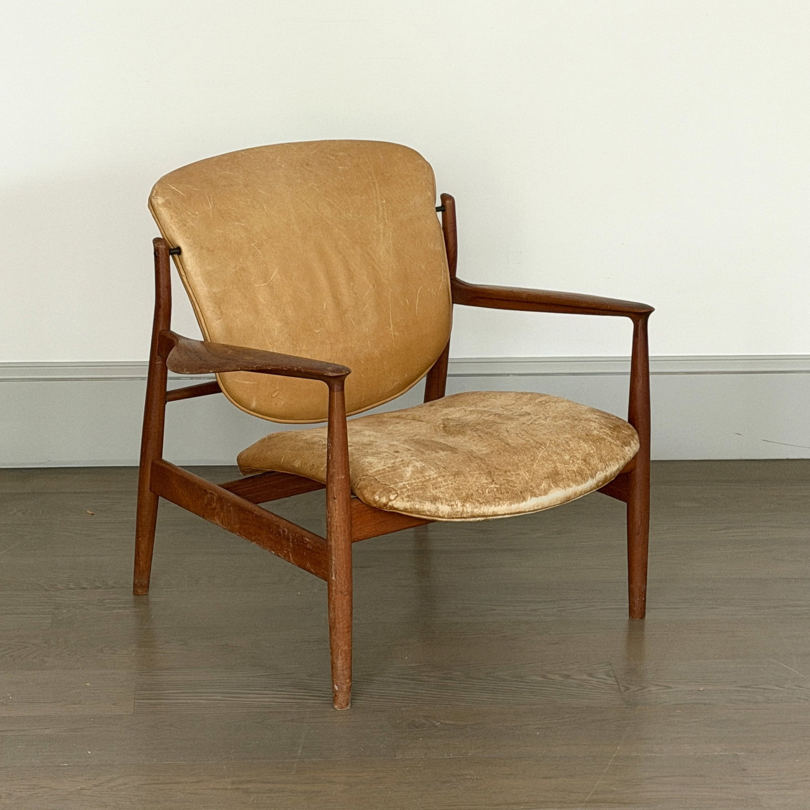 Finn Juhl Teak and Leather Lounge Chair (1 of 4)
