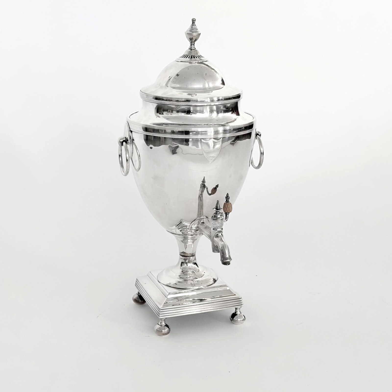 George III Silver Plated Hot Water Urn (1 of 9)