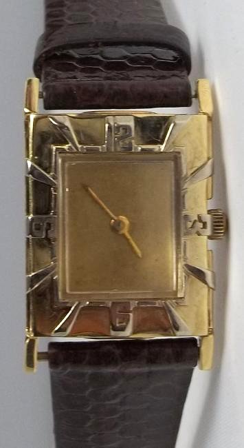 LeCoultre Art Deco Tank Watch 14 KT gold (1 of 4)