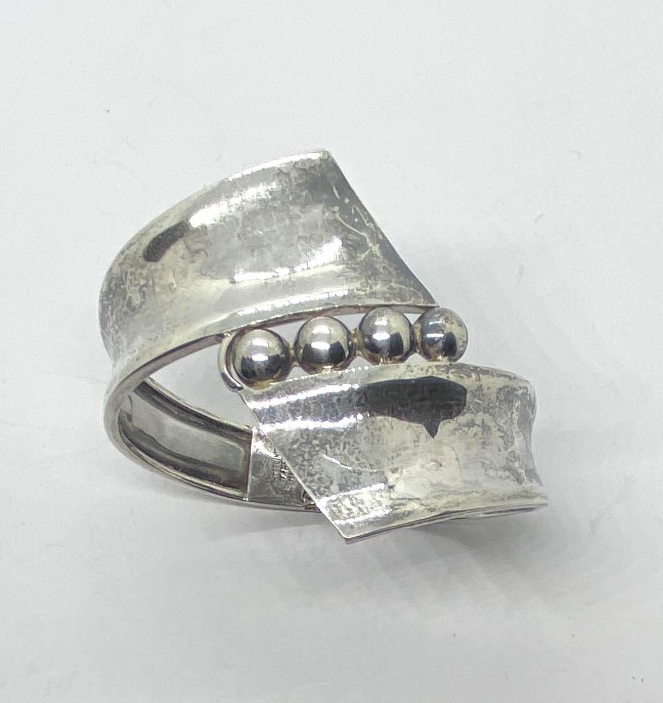 Taxco Sterling Silver Hinged Bangle Bracelet (1 of 5)