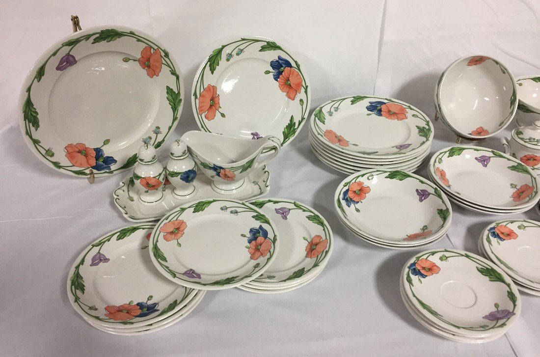Villeroy & Boch Amapola 48 Pieces (1 of 5)