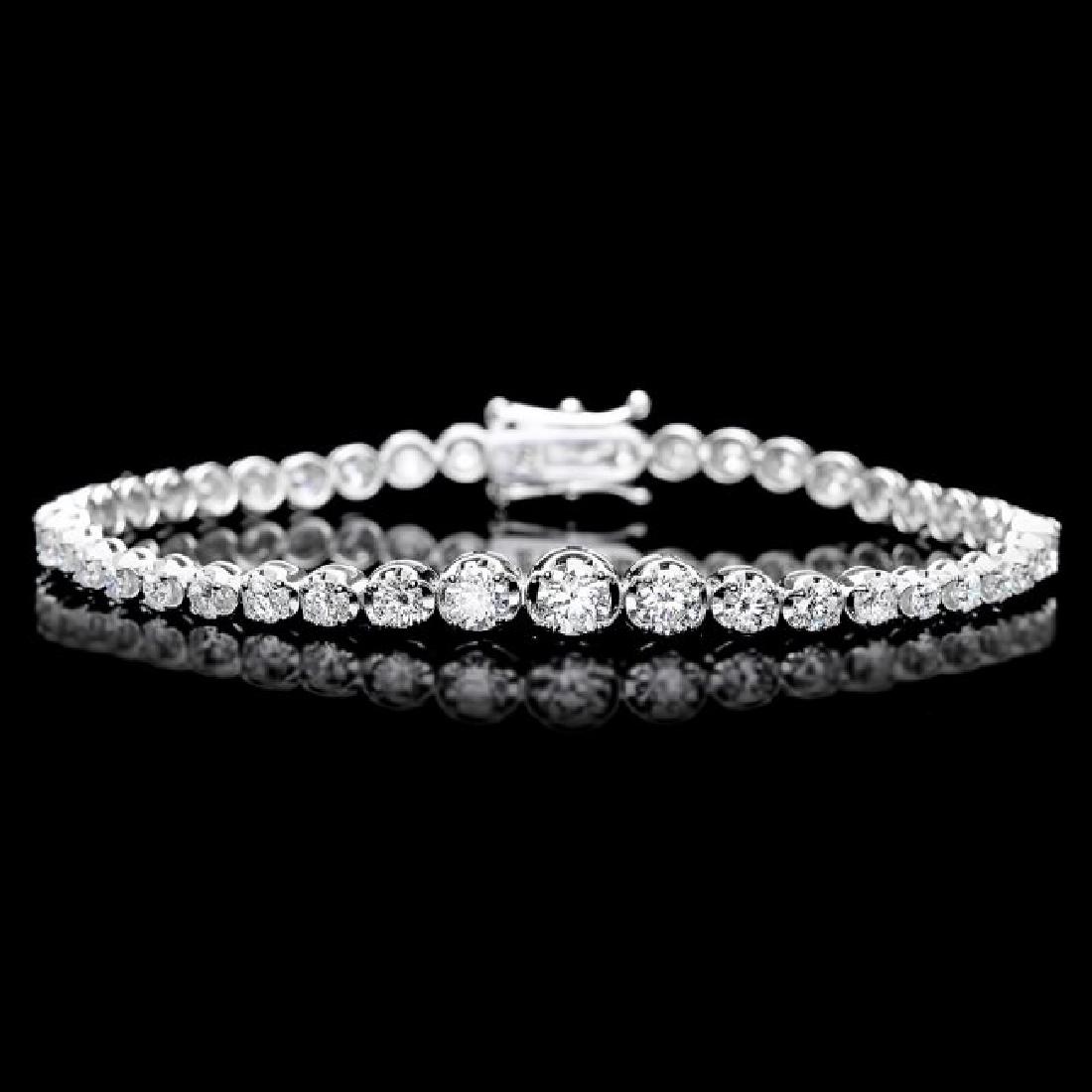 18k White Gold 4.50ct Diamond Bracelet: Retail: $15,900.00 ****** 18k White Gold 4.50ct Diamond Bracelet ****** Metal: 18k Solid White Gold / Size: 7 / Total Item Weight: 9.0 grams / Country Made: United States / / Main Stone: Diamond / Col