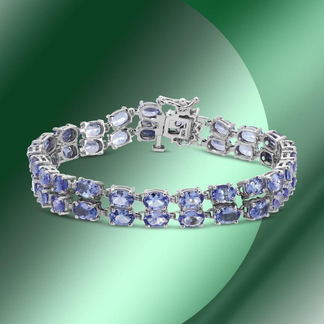14K Gold 22.12cts Tanzanite & 0.40cts Diamond Bracelet: Retail: $18,543***** 14K Gold 22.12cts Tanzanite & 0.40cts Diamond Bracelet****** Metal: 14K White Gold/ Total Wt.: NA / Country Made USA// Main Stone: Tanzanite / Carat Total Wt: 22.12cts / Treatment