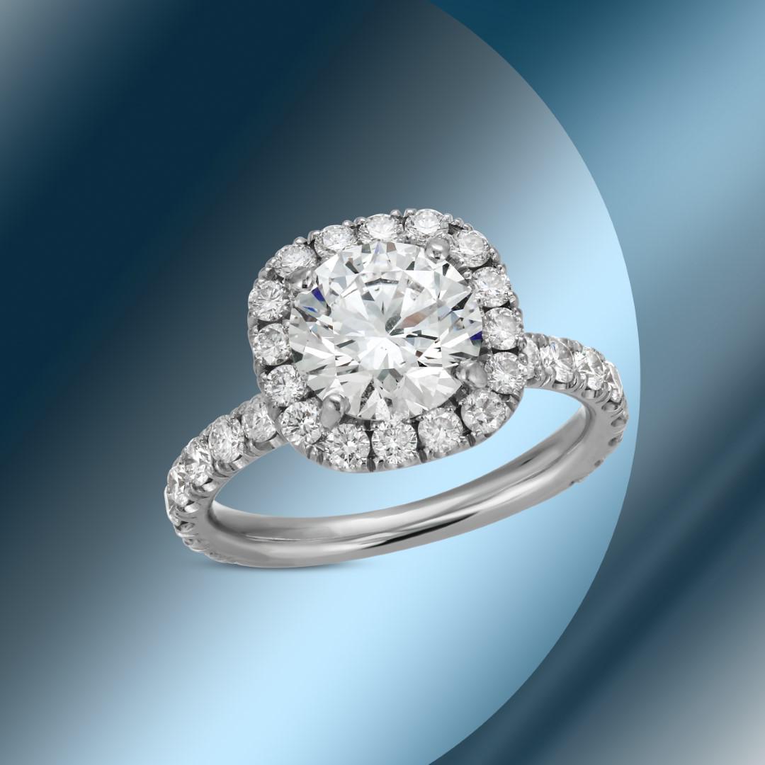 GIA Certified 18K Gold 2.78cts Diamond Ring: Retail: $32,597***** GIA Certified 18K Gold 2.78cts Diamond Ring****** Metal: 18K White Gold/ Total Wt.: 3.7g / Country Made USA// Main Stone: Diamond / Carat Total Wt: 1.73cts / Treatment: None / Col