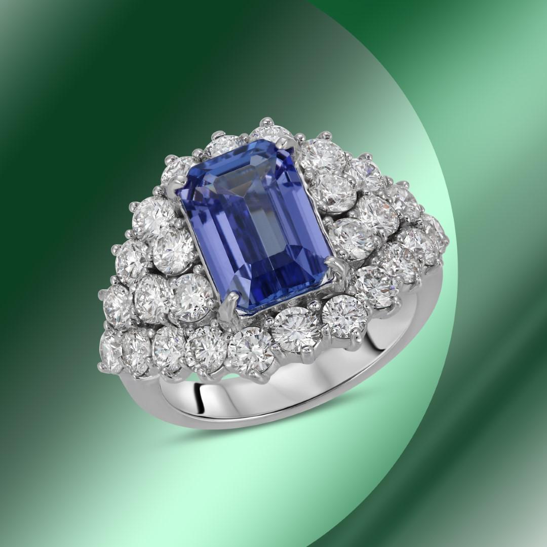 14K Gold 3.65cts Tanzanite & 3.26cts Diamond Ring: Retail: $22,100***** 14K Gold 3.65cts Tanzanite & 3.26cts Diamond Ring****** Metal: 14K White Gold/ Total Wt.: 7.7g/ Country Made USA// Main Stone: Tanzanite/ Carat Total Wt: 3.65cts / Treatment: None