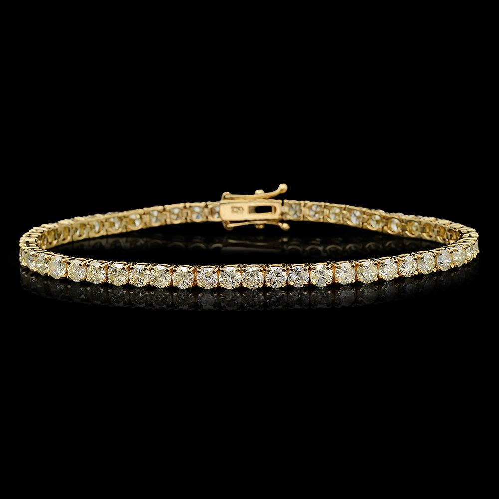 18K Gold 7.85ct Diamond Bracelet: Retail: $28,620.00 ****** 18K Gold Diamond Bracelet ****** Metal: 18K Solid Yellow Gold / Total Item Weight: 12.0 grams / Country Made: United States / / Main Stone: Diamond / Carat Total Weight: 7.85