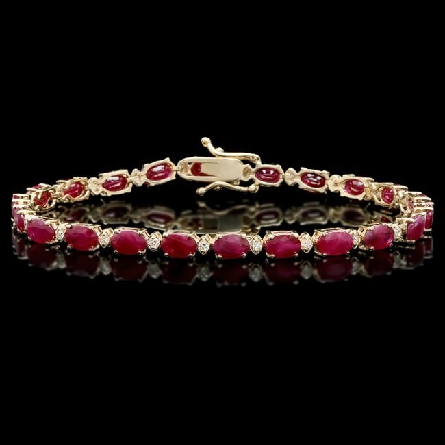 14k Gold 12.00ct Ruby 0.60ct Diamond Bracelet: Retail: $8,400.00 ****** 14k Gold 12.00ct Ruby 0.60ct Diamond Bracelet ****** Metal: 14k Solid Yellow Gold / Size: 7 / Total Item Weight: 9.5 grams / Country Made: United States / / Main Stone: Ruby /