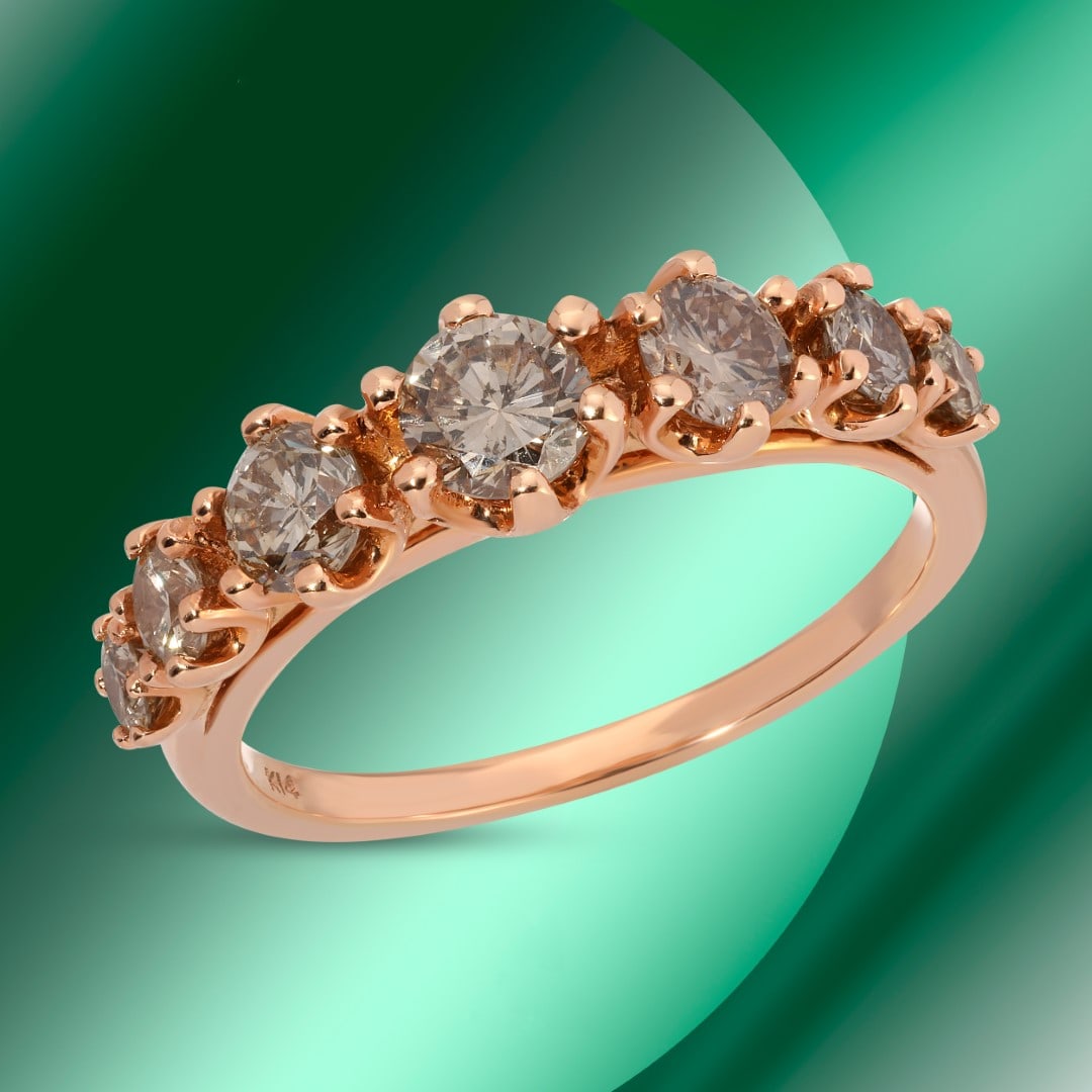 14k Gold 1.34ctc Diamond Ring: Retail: $6,900*****14k Gold Diamond Ring*****Metal: 14K Rose Gold/ Total Wt.:3.9g / Country Made US// Main Stone: Natural Diamond / Carat Total Wt.: 1.34cts / Treatment: None/ Color: None / Cut: Very