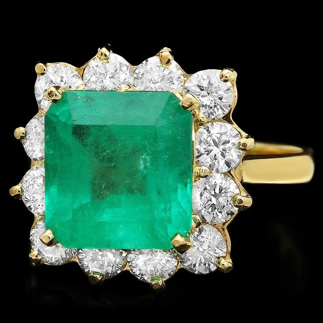 14k Gold 4.30ct Emerald 1.80ct Diamond Ring: Retail: $24,500.00 ****** 14k Gold 4.30ct Emerald 1.80ct Diamond Ring ****** Metal: 14k Solid Yellow Gold / Size: 7.5 / Total Item Weight: 6 grams / Country Made: United States / / Main Stone: Emerald