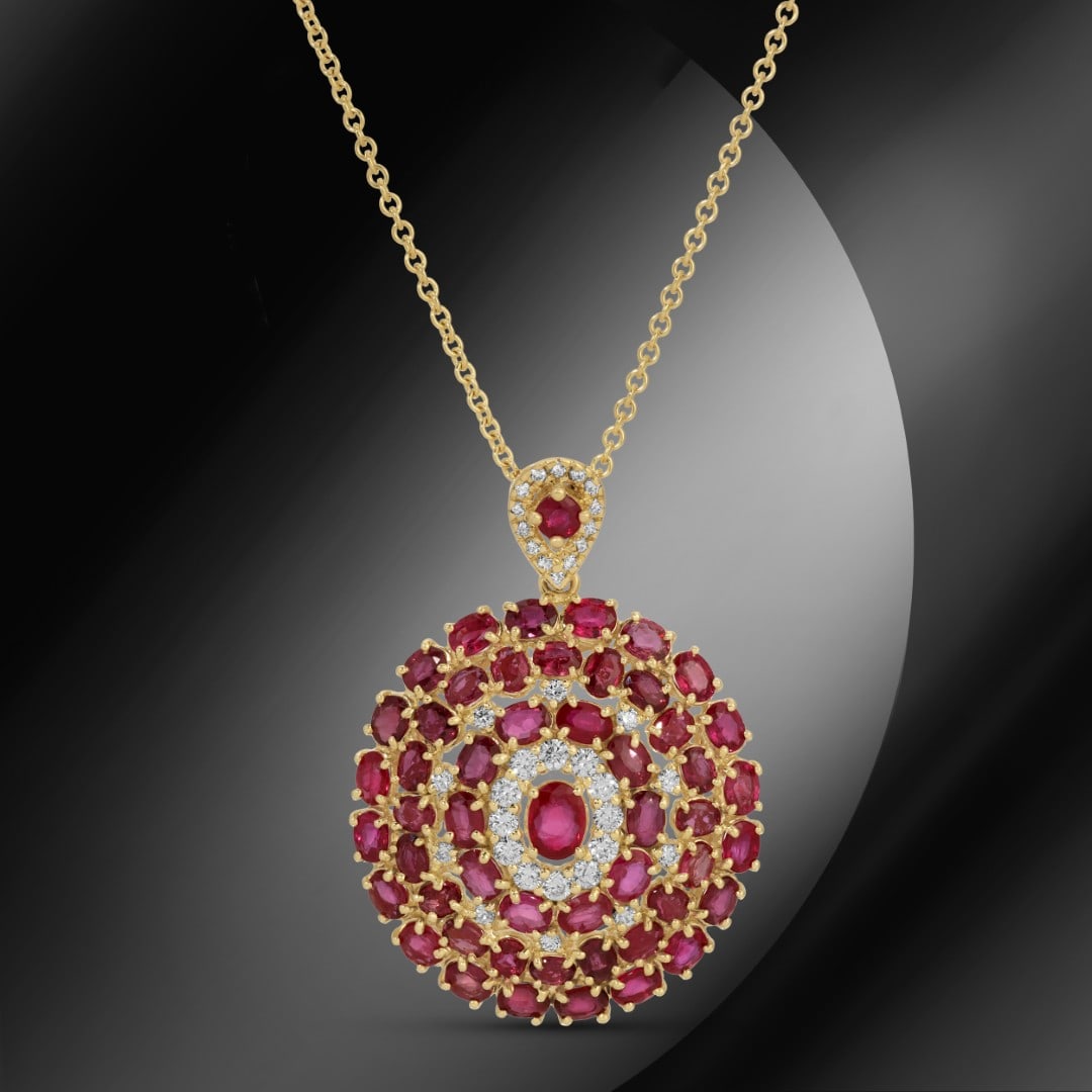 14K Gold 8.22cts Ruby & 0.67cts Diamond Pendant: Retail: $12,000*****14K Gold Ruby & Diamond Pendant*****Metal: 14K Yellow Gold/ Total Wt.: 11.6g / Country Made US// Main Stone: Ruby / Carat Total Wt.: 8.22cts / Treatment: Fracture Filled / Color: R