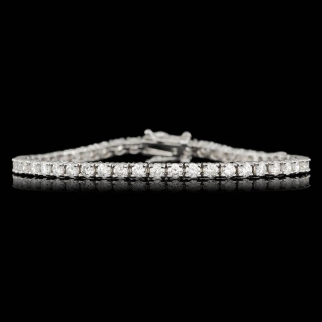 14k White Gold 4.80ct Diamond Bracelet: Retail: $32,700.00 ****** 14k White Gold 4.80ct Diamond Bracelet ****** Metal: 14k Solid White Gold / Size: 7 / Total Item Weight: 9.8 grams / Country Made: United States / / Main Stone: Diamond / Col