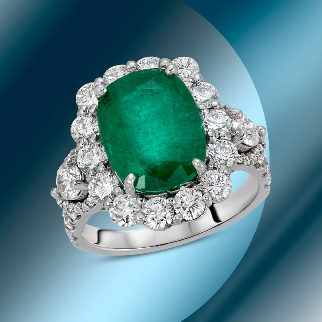 14K Gold 5.50cts Emerald & 2.68cts Diamond Ring: Retail: $24,367***** 14K Gold 5.50cts Emerald & 2.68cts Diamond Ring****** Metal: 14K White Gold/ Total Wt.: 7.4g/ Country Made USA// Main Stone: Emerald/ Carat Total Wt: 5.50cts / Treatment: None /