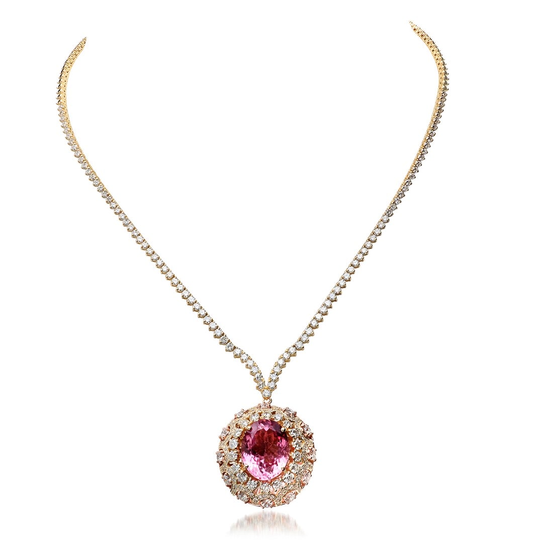 18K Yellow Gold, 14.55cts Tourmaline, 9.89cts Diamond Necklace: Retail: $89,766.00****** 18K Yellow Gold, 14.55cts Tourmaline, 9.89cts Diamond Necklace******* Metal: 18K Yellow Gold/ Total Wt.: 24.44g/ Country Made USA// Main Stone: Tourmaline/ Adjacent Stone: Dia