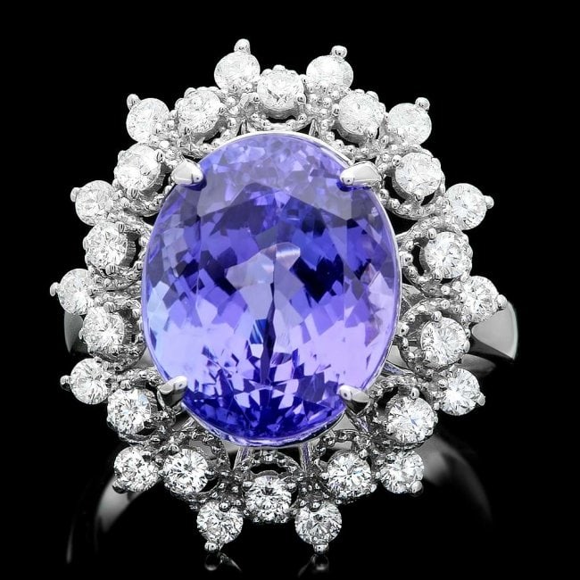 14k Gold 8.50ct Tanzanite 0.85ct Diamond Ring: Retail: $19,630.00 ****** 14k Gold 8.50ct Tanzanite 0.85ct Diamond Ring ****** Metal: 14k Solid White Gold / Size: 7 / Total Item Weight: 6.5 grams / Country Made: United States / / Main Stone: Tanzan