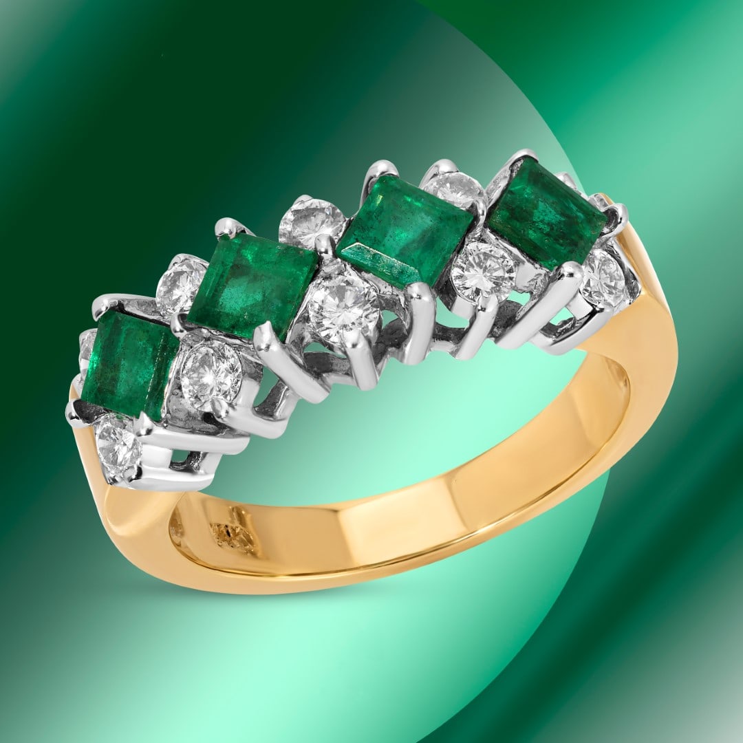 14k Gold 1.00ctc Emerald & 0.50ctc Diamond Ring: Retail: $8,730*****14k Gold Emerald & Diamond Ring*****Metal: 14K Yellow & White Gold/ Total Wt.:5.3g / Country Made US// Main Stone: Emerald / Carat Total Wt.: 1.00cts / Treatment: None/ Color: Green