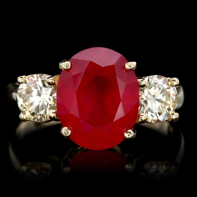 14k Yellow Gold 5.00ct Ruby 1.10ct Diamond Ring: Retail: $9,840.00 ****** 14k Yellow Gold 5.00ct Ruby 1.10ct Diamond Ring ****** Metal: 14k Solid Yellow Gold / Size: 7 / Total Item Weight: 5.0 grams / Country Made: United States / / Main Stone: Ruby