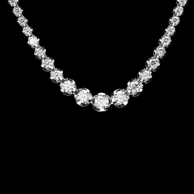 18k White Gold 10.20ct Diamond Necklace: Retail: $43,400.00 ****** 18k White Gold 10.20ct Diamond Necklace ****** Metal: 18k Solid White Gold / Size: 16.5 / Total Item Weight: 21.7 grams / Country Made: United States / / Main Stone: Diamond