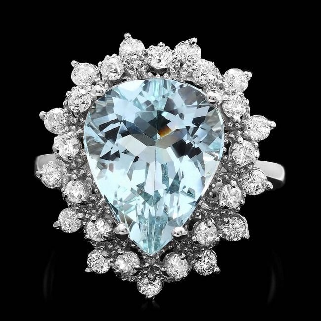 14k Gold 5.00ct Aquamarine 0.80ct Diamond Ring: Retail: $5,400.00 ****** 14k Gold 5.00ct Aquamarine 0.80ct Diamond Ring ****** Metal: 14k Solid White Gold / Size: 7.75 / Total Item Weight: 5.2 grams / Country Made: United States / / Main Stone: Aqu