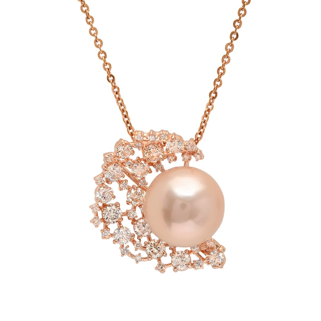 14K Rose Gold, 15mm South Sea Pearl, 2.23cts. Diamond Brooch: Retail: $15,880.00****** 14K Rose Gold, 15mm South Sea Pearl, 2.23cts. Diamond Brooch******* Metal: 14K Rose Gold/ Total Wt.: 9.5g/ Country Made USA// Main Stone: South Sea Pearl/ Adjacent Stone: