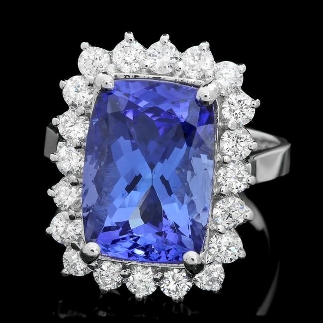 18k Gold 7.00ct Tanzanite 1.10ct Diamond Ring: Retail: $14,600.00 ****** 18k Gold 7.00ct Tanzanite 1.10ct Diamond Ring ****** Metal: 18k Solid White Gold / Size: 6.75 / Total Item Weight: 8.0 grams / Country Made: United States / / Main Stone: Tan