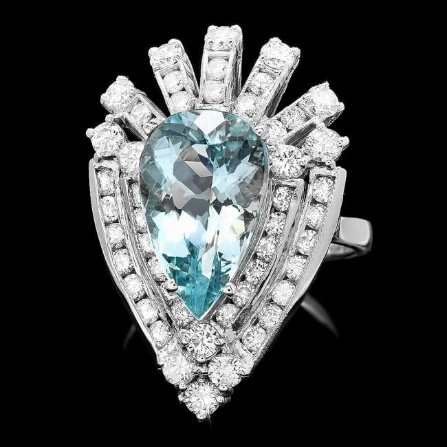 14k Gold 4.60ct Aquamarine 1.80ct Diamond Ring: Retail: $12,780.00 ****** 14k Gold 4.60ct Aquamarine 1.80ct Diamond Ring ****** Metal: 14k Solid White Gold / Size: 7 / Total Item Weight: 8.5 grams / Country Made: United States / / Main Stone: Aquam