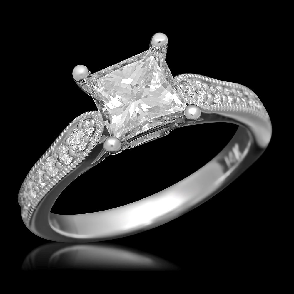 14K Gold 1.58ct Diamond Ring: Retail: $20,613.00 ****** 14K Gold 1.58 Diamond Ring ****** Metal: 14K Solid Gold / Total Item Weight: 4.0 grams / Carat Total Weight: 1.58 / Country Made: United States / / Main Stone: Natural Diamon