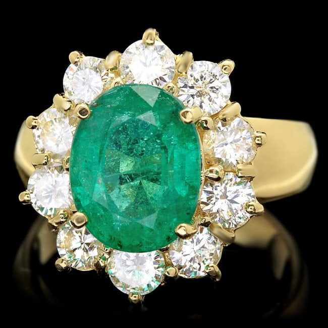 14k Gold 4.00ct Emerald 1.80ct Diamond Ring: Retail: $22,600.00 ****** 14k Gold 4.00ct Emerald 1.80ct Diamond Ring ****** Metal: 14k Solid Yellow Gold / Size: 7 / Total Item Weight: 8.5 grams / Country Made: United States / / Main Stone: Emerald