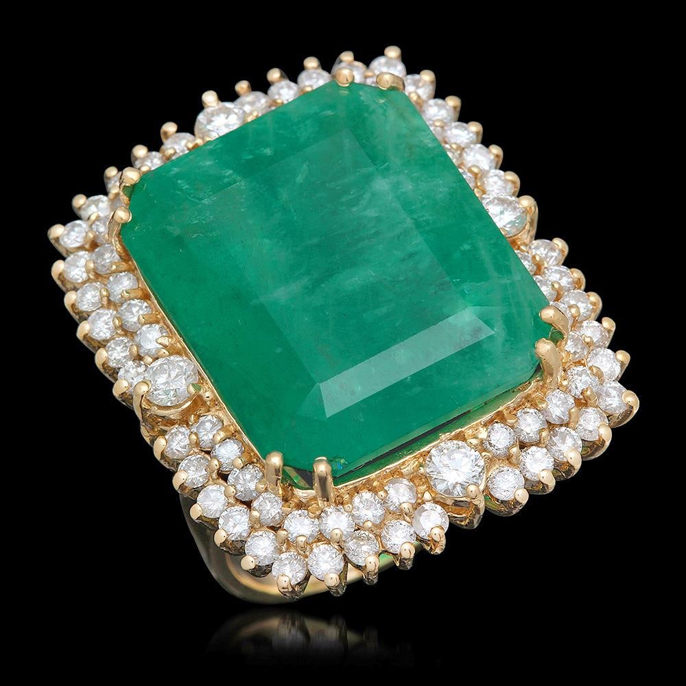 14K Gold 29.27 Emerald 2.52 Diamond Ring: Retail: $71,180.00 ****** 14K Gold 29.27 Emerald 2.52 Diamond Ring ****** Metal: 14K Solid Gold / Total Item Weight: 20.4 grams / Country Made: United States / / Main Stone: Emerald / Color: Green /