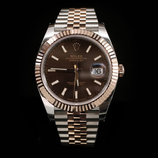 Rolex DateJust Two-Tone 41mm Men's Wristwatch: ****** Rolex DateJust Two-Tone 41mm Rose Gold Men's Wristwatch ****** One Mens, Rolex DateJust 41mm Hidden Clasp Mens Wristwatch Stainless Steel electronically tested and polished / Case: Stainless St