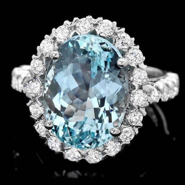 14k Gold 7.70ct Aquamarine 1.27ct Diamond Ring: Retail: $14,500.00 ****** 14k Gold 7.70ct Aquamarine 1.27ct Diamond Ring ****** Metal: 14k Solid White Gold / Size: 7.25 / Total Item Weight: 7.0 grams / Country Made: United States / / Main Stone: Aq