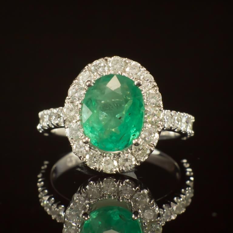 14K Gold 1.99ct Emerald 1.21ct Diamond Ring: Retail: $11,965.00 ******14K Gold Emerald & Diamond Ring ****** Metal: 14K Solid White Gold / Total Item Weight: 4.9 grams / Country Made: United States / / Main Stone: Emerald / Color: Green / Carat