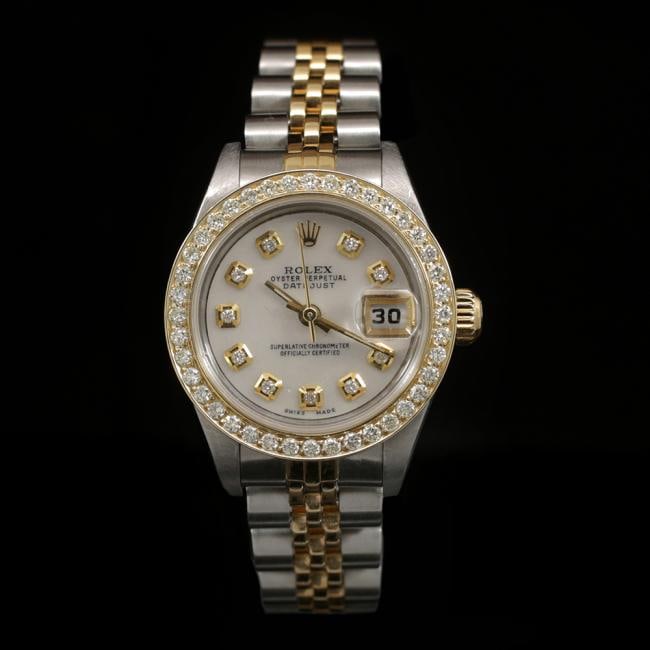 Rolex DateJust Two-Tone 26mm Custom Diamond Bezel Women's: ****** Rolex DateJust Two-Tone 26mm Custom Diamond Bezel Women's ****** One Womens, Rolex DateJust 26mm Custom White “Mother of Pearl” Diamond Dial Custom Diamond Bezel Women's Wristwatch Stai