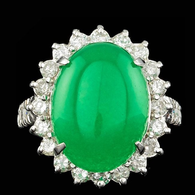 14k White Gold 9.50ct Jade 1.40ct Diamond Ring: Retail: $7,800.00 ****** 14k White Gold 9.50ct Jade 1.40ct Diamond Ring ****** Metal: 14k Solid White Gold / Size: 6.5 / Total Item Weight: 8.0 grams / Country Made: United States / / Main Stone: Jade