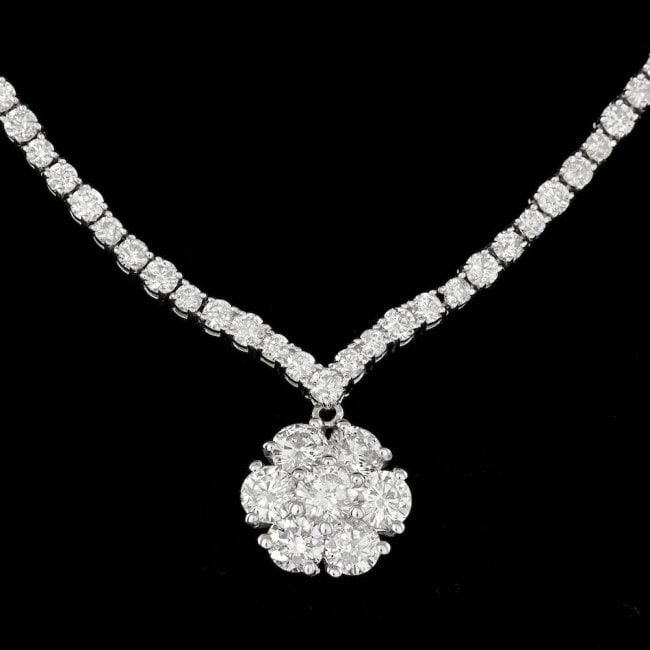 18k White Gold 11.2ct Diamond Necklace: Retail: $68,600.00 ****** 18k White Gold 11.2ct Diamond Necklace ****** Metal: 18k Solid White Gold / Size: 16 / Total Item Weight: 20.0 grams / Country Made: United States / / Main Stone: Diamond / C