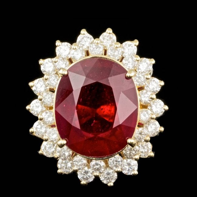 14k Yellow Gold 12.00ct Ruby 1.95ct Diamond Ring: Retail: $19,000.00 ****** 14k Yellow Gold 12.00ct Ruby 1.95ct Diamond Ring ****** Metal: 14k Solid Yellow Gold / Size: 7 / Total Item Weight: 9.3 grams / Country Made: United States / / Main Stone: Ru