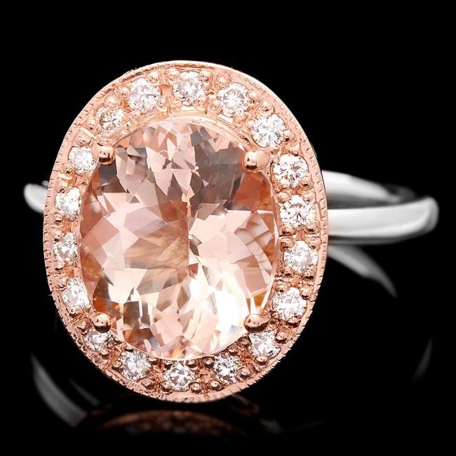 14k Gold 4ct Morganite .40ct Diamond Ring: Retail: $5,900.00 ****** 14k Gold 4ct Morganite .40ct Diamond Ring ****** Metal: 14k Solid Multi-Tone Gold / Size: 7.5 / Total Item Weight: 6.5 grams / Country Made: United States / / Main Stone: Morg