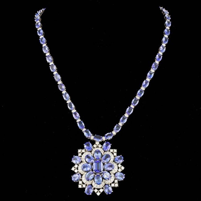 14k Gold 52ct Tanzanite 4.50ct Diamond Necklace: Retail: $63,500.00 ****** 14k Gold 52ct Tanzanite 4.50ct Diamond Necklace ****** Metal: 14k Solid White Gold / Size: 17 / Total Item Weight: 43.5 grams / / Main Stone: Tanzanite / Color: Purple / Cara