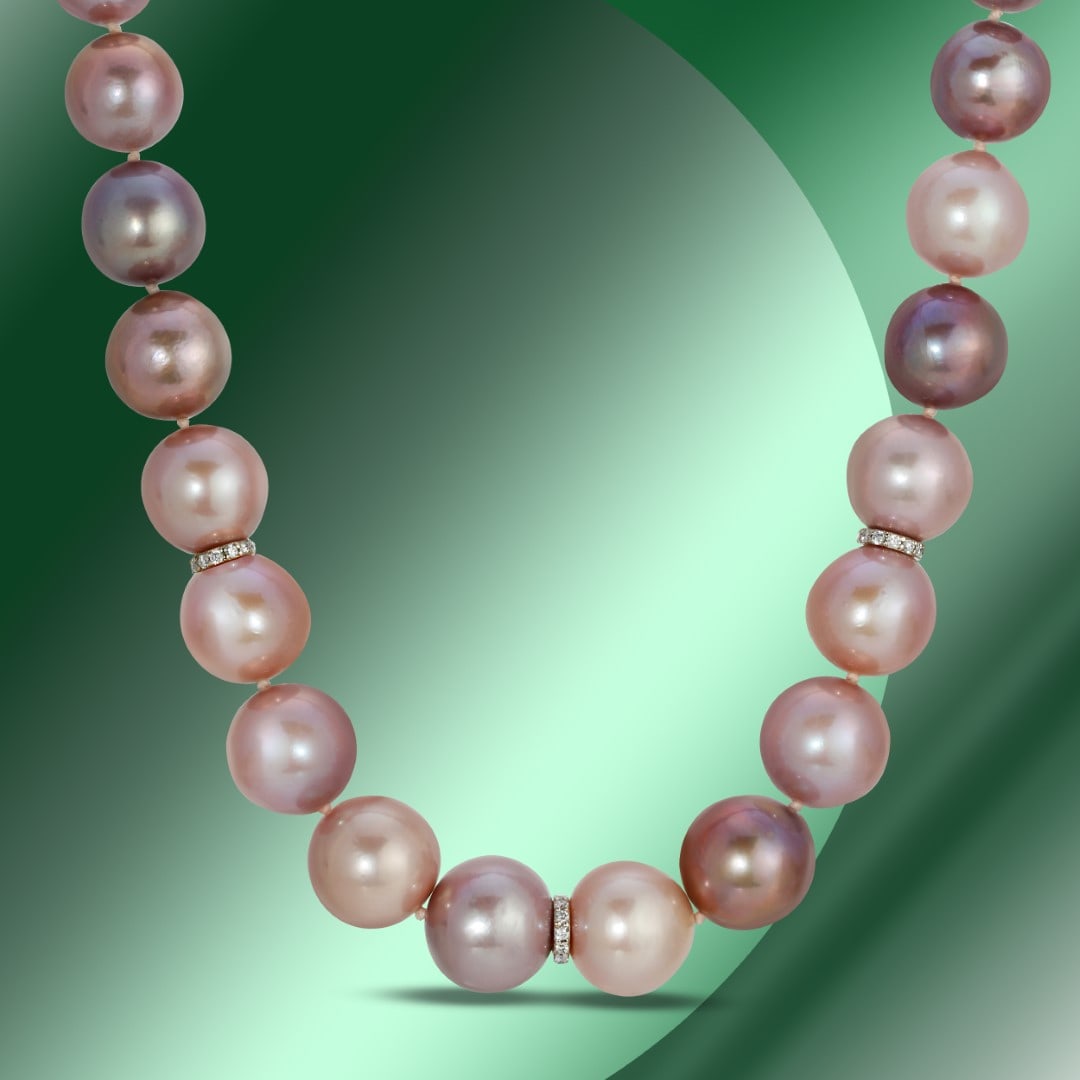 12-15mm South Sea & Tahitian Pearls Necklace: Retail: $12,750***** 12-15mm South Sea & Tahitian Pearls Necklace****** Metal: 14K White Gold/ Total Wt.: 100.4g/ Country Made USA// Main Stone: Pearl / Quantity: 30 Sea Pearls / Measurements:12-15mm