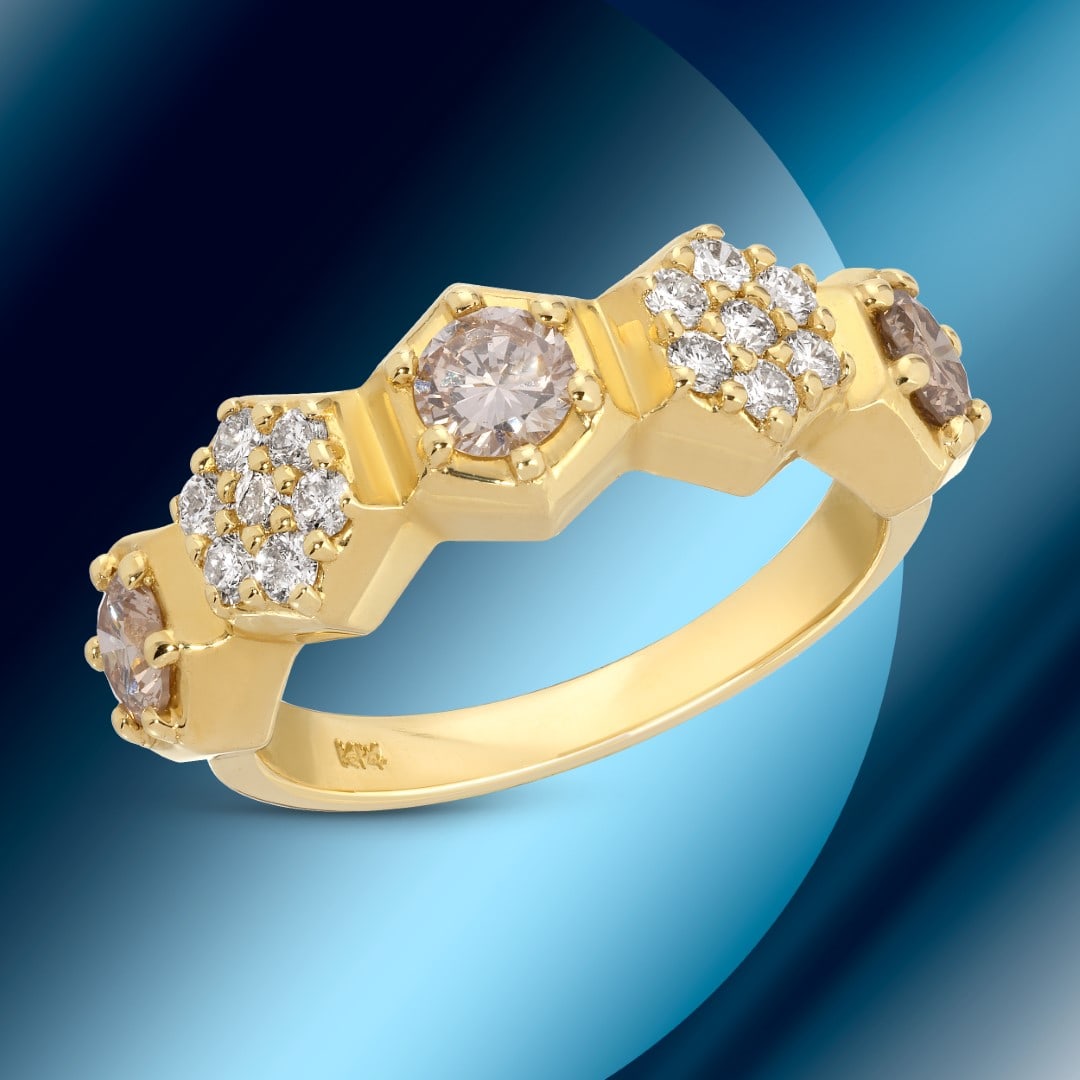 14k Gold 1.19cts Diamond Ring: Retail: $7,625*****14k Gold Diamond Ring*****Metal: 14K Yellow Gold/ Total Wt.:4.5g / Country Made US// Main Stone: Natural Diamond / Carat Total Wt.: 0.82cts / Treatment: none/ Color: Various Color /