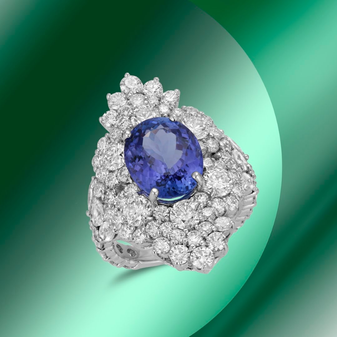 14K Gold 4.48cts Tanzanite 0.82cts Sapphire & 4.48cts Diamond Ring: Retail: $18,620***** 14K Gold 4.48cts Tanzanite 0.82cts Sapphire & 4.48cts Diamond Ring****** Metal: 14K White Gold/ Total Wt.: 9.2g/ Country Made USA// Main Stone: Tanzanite/ Carat Total Wt: 4.48cts 