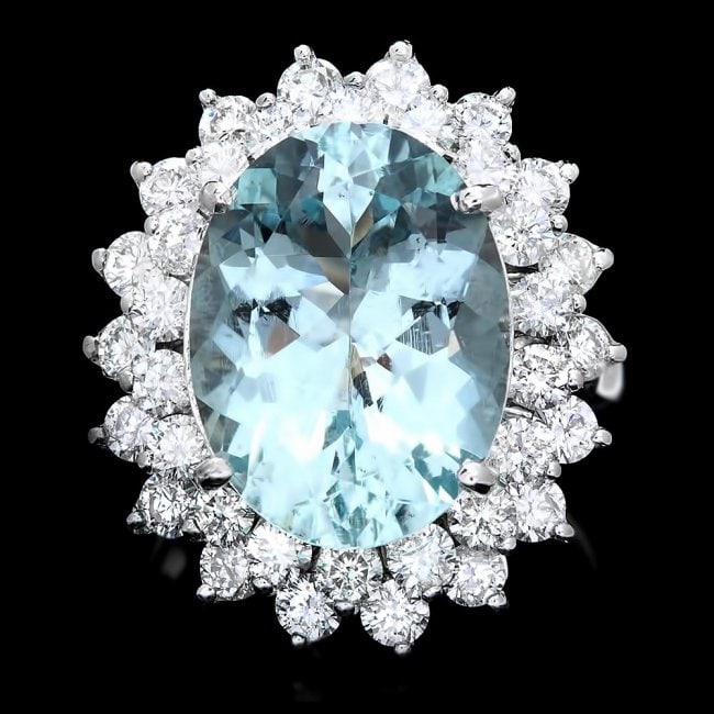 14k Gold 8.00ct Aquamarine 2.50ct Diamond Ring: Retail: $16,900.00 ****** 14k Gold 8.00ct Aquamarine 2.50ct Diamond Ring ****** Metal: 14k Solid White Gold / Size: 7 / Total Item Weight: 8.5 grams / Country Made: United States / / Main Stone: