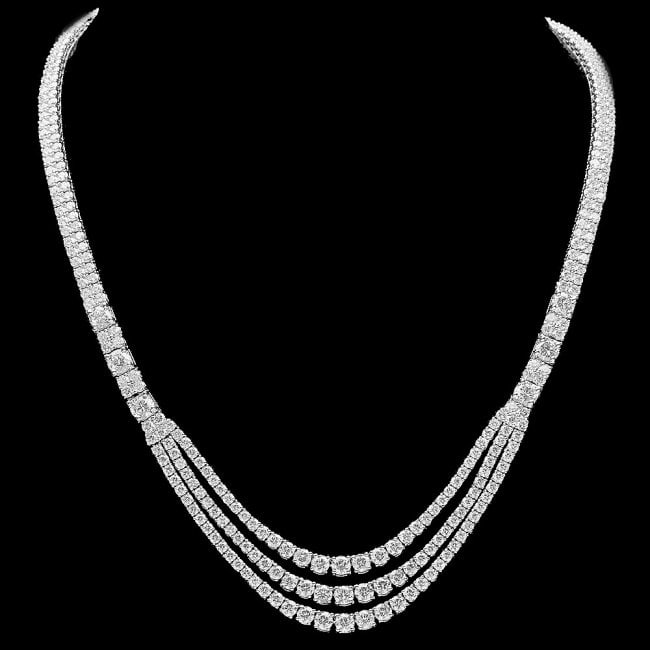18k White Gold 23.10ct Diamond Necklace: Retail: $64,400.00 ****** 18k White Gold 23.10ct Diamond Necklace ****** Metal: 18k Solid White Gold / Size: 17 / Total Item Weight: 40.9 grams / / Main Stone: Diamond / Color: White / Carat Total Wei