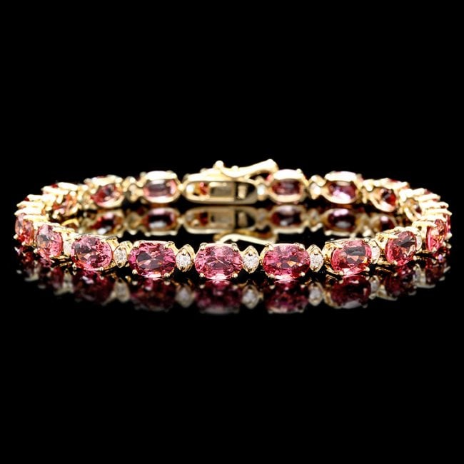 14k 15.00ct Tourmaline 0.80ct Diamond Bracelet: Retail: $10,500.00 ****** 14k 15.00ct Tourmaline 0.80ct Diamond Bracelet ****** Metal: 14k Solid Yellow Gold / Size: 7.5 / Total Item Weight: 10.5 grams / Country Made: United States / / Main Stone: T