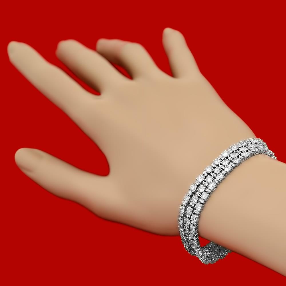 18k Gold 16.95ct Diamond Bracelet (1 of 3)