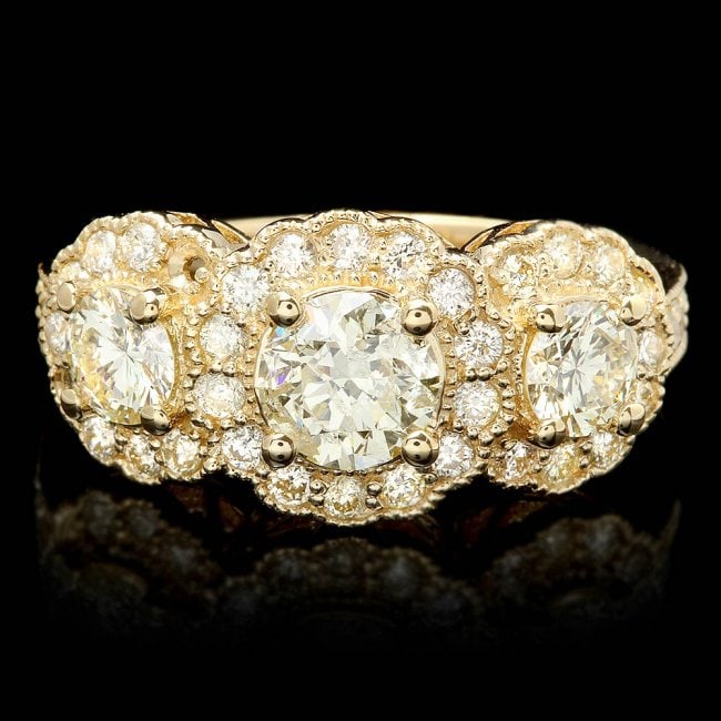14k Yellow Gold 2.3ct Diamond Ring: Retail: $9,850.00 ****** 14k Yellow Gold 2.3ct Diamond Ring ****** Metal: 14k Solid Yellow Gold / Size: 7 / Total Item Weight: 6.0 grams / Country Made: United States / / Main Stone: Diamond / Color: 
