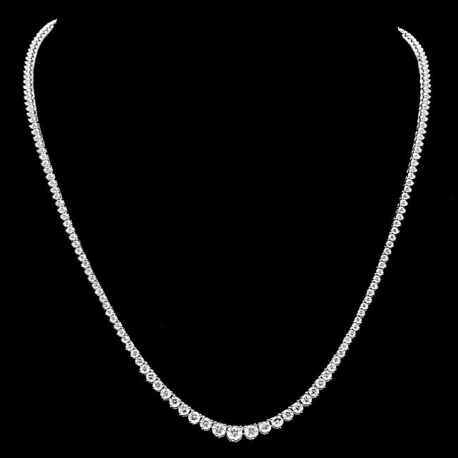 18k White Gold 7.00ct Diamond Necklace: Retail: $35,400.00 ****** 18k White Gold 7.00ct Diamond Necklace ****** Metal: 18k Solid White Gold / Size: 16.5 / Total Item Weight: 14.0 grams / Country Made: United States / / Main Stone: Diamond