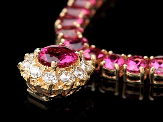 14k Gold 40ct Tourmaline 1ct Diamond Necklace: Retail: $31,640.00 ****** 14k Gold 40ct Tourmaline 1ct Diamond Necklace ****** Metal: 14k Solid Yellow Gold / Size: 17.5 / Total Item Weight: 31.5 grams / Country Made: United States / / Main Stone: T