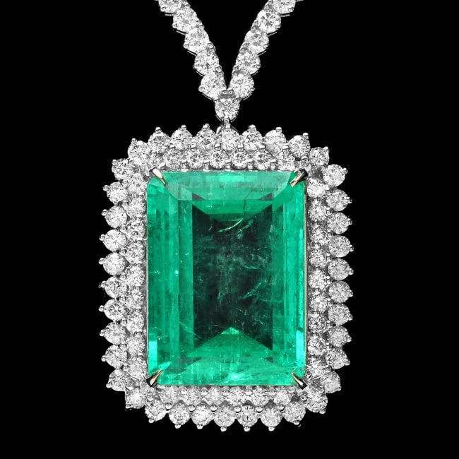 18k White Gold 32.50ct Emerald 11.50ct Diamond Necklace (1 of 5)