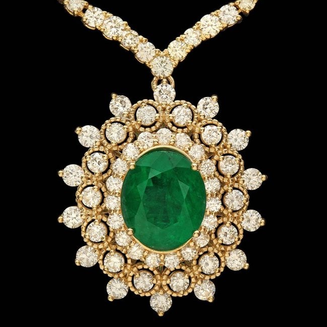 18k Gold 3.75ct Emerald 10.95ct Diamond Necklace: Retail: $46,700.00 ****** 18k Gold 3.75ct Emerald 10.95ct Diamond Necklace ****** Metal: 18k Solid Yellow Gold / Size: 16 / Total Item Weight: 26.0 grams / / Main Stone: Emerald / Color: Green / Carat